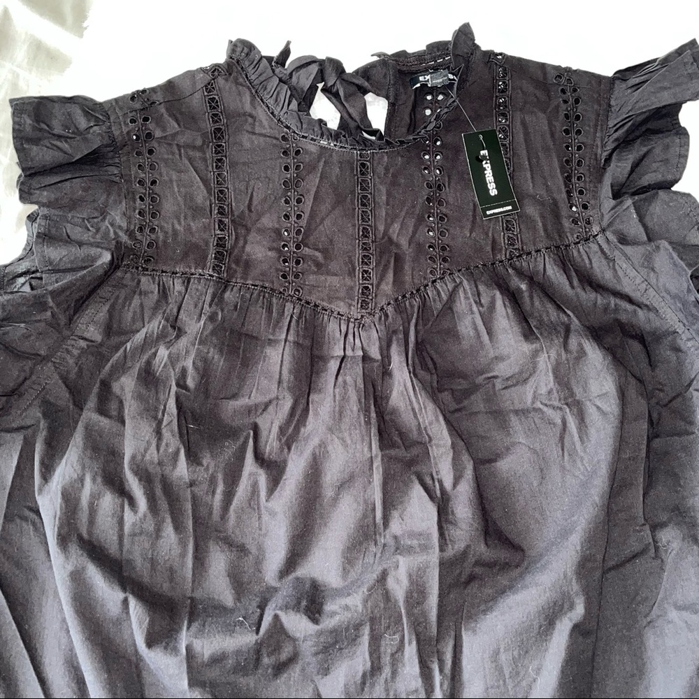 Express Women’s Black Ruffle Sleeveless Blouse Tank 100% Cotton NWT Size XL
